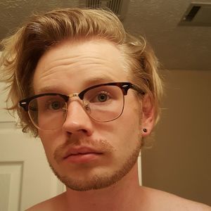 Meet your Posher, Jonathan